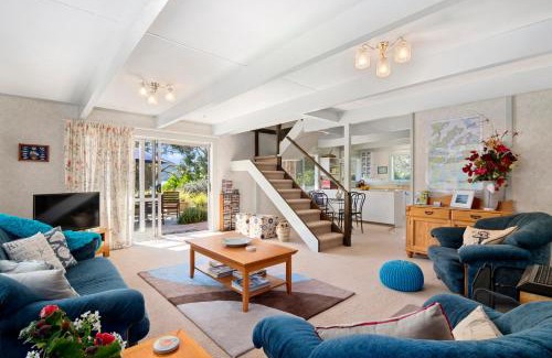 Havelock House | Pukenui Paradise - Havelock Holiday Home