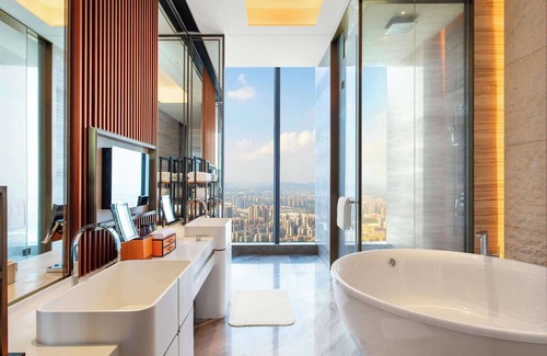 Huizhou Hotel | Pullman Huizhou Kaisa
