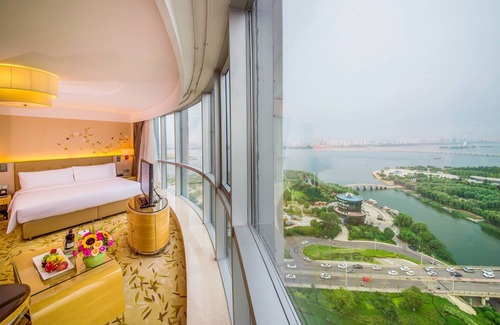Lanshan District Hotel | Pullman Linyi Lushang