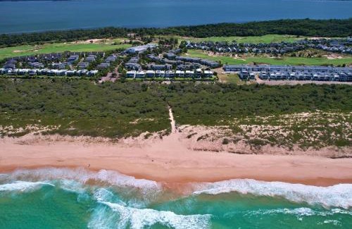 Magenta Shores Hotel | Pullman Magenta Shores Resort