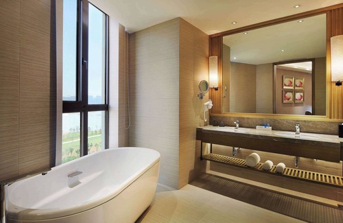 Donghu Qu Hotel | Pullman Nanchang Sunac