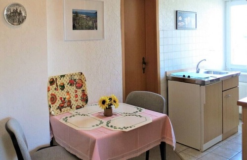 Busumer Deichhausen Apartment | Puls-ferienwohnungen 300m vom Badestrand. Der Erholungsort ist Kurtaxe Frei