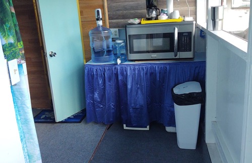 Nanawale Estates House | "Puna Tiki" is a Bedroom w/small bath, mini fridge & microwave