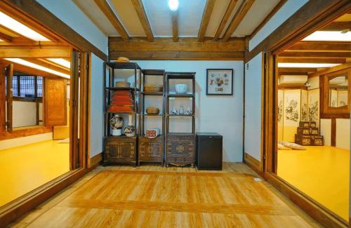 Jeonju House | Pungryuheon Hanok private house