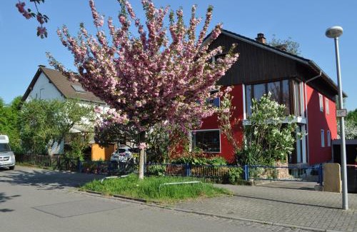 Dornwald-Untermuhl House | Punkrock Harbour Pension Bähr