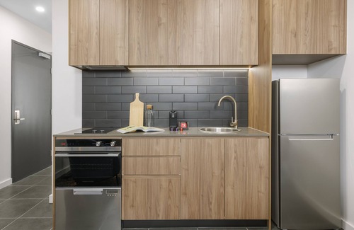 Melbourne Hotel | Punthill Essendon North