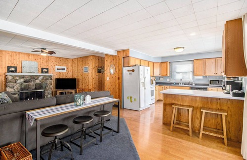 Plainwell Cottage | Pure Michigan at Pine Lake
