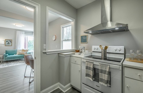North Chattanooga Apartment | Purple Aster - a PMI Scenic City Vacation Rental