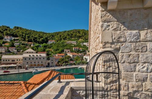 Pucisca Hotel | Puteus Palace Heritage Hotel