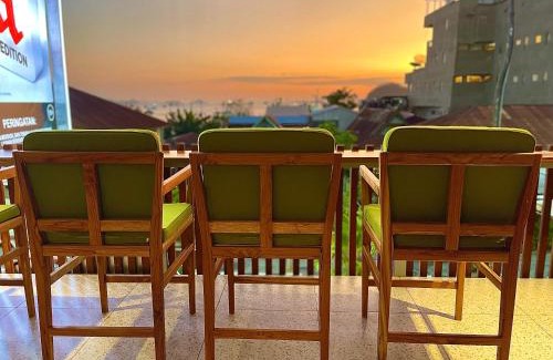 Labuan Bajo Hostel | Puu Pau Hotel & Coffee Shop