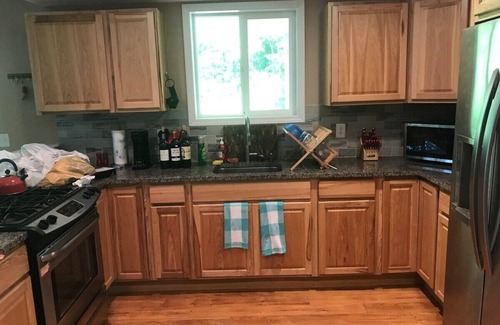Town of Smyrna Cottage | Pvt Lake.Fish, Swim and Kayak (surrounded by nature)