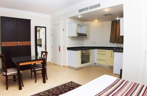 Sahl Hasheeh Hotel | Pyramisa Sunset Pearl Apartments