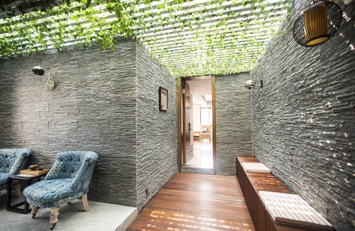 Huaxi House | Qiancuihang Art Hotel