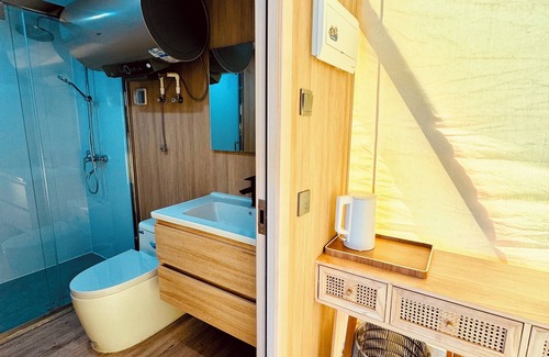 Zuoyun County Resort | QING Luxury Campground Hotel