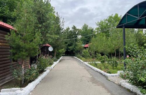 Quba Bed & Breakfast | Qirmizi Qerenfil
