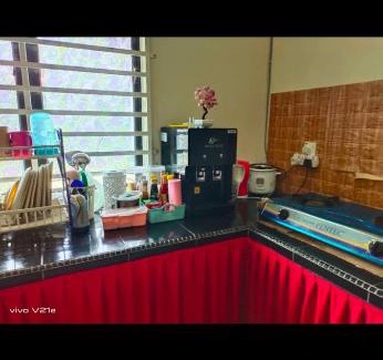 Taman Sri Cempaka House | QQ HOMESTAY BACHOK KANDIS