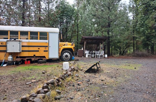 Trail House | Quaint 1-bedroom RV retreat in Trail
