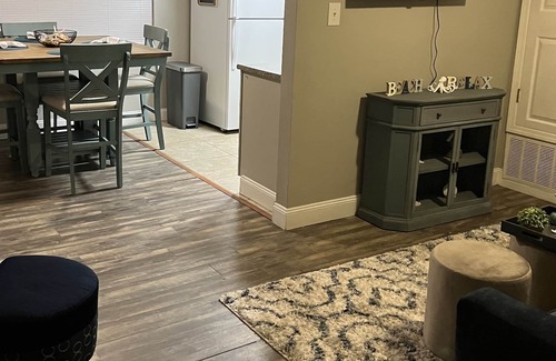 Mississippi City House | Quaint Hideaway sleeps up to 6 near the beaches