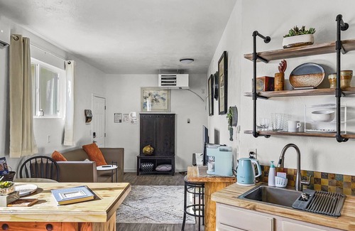 Grand Junction Apartment | Quaint Monument Retreat
