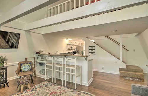 Tignall Cabin | Quaint Tignall Cabin w/Deck & Private Dock!