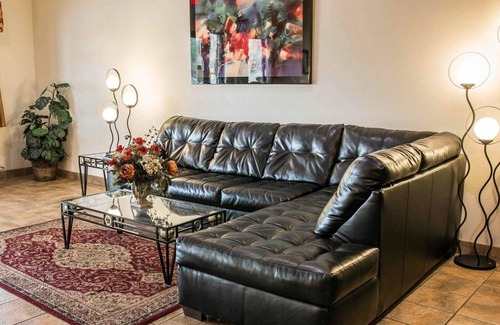 Durand Hotel | Quality Inn Durand I-69