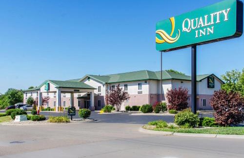 Junction City Hotel | Quality Inn Junction City near Fort Riley