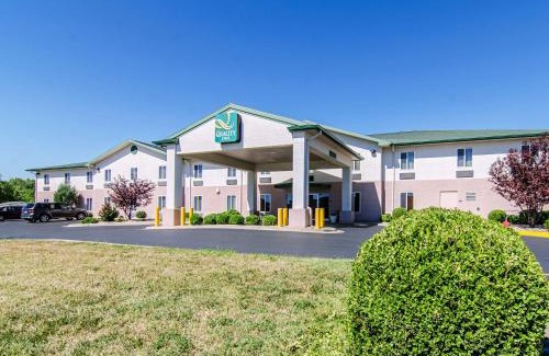 Junction City Hotel | Quality Inn Junction City near Fort Riley