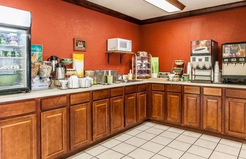 Lewisport Hotel | Quality Inn Lewisport