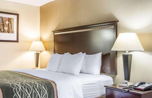 Macomb Hotel | Quality Inn Macomb near University Area