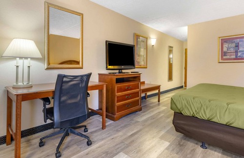 Martinsville Hotel | Quality Inn near Martinsville Speedway