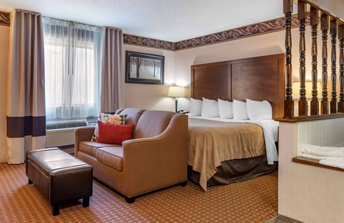 St Ignace Hotel | Quality Inn Saint Ignace
