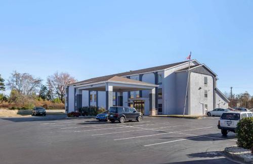 Arcadia Hotel | Quality Inn Spartanburg Northwest