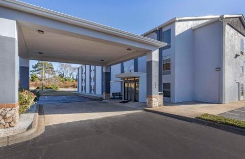 Arcadia Hotel | Quality Inn Spartanburg Northwest