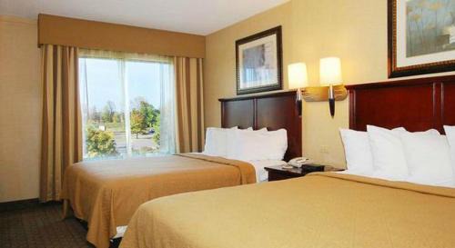 Trevose Hotel | Quality Inn & Suites Bensalem