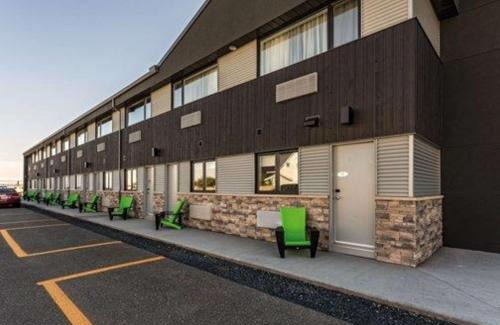 Matane Hotel | Quality Inn & Suites