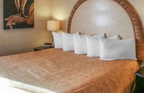 Winnipeg Hotel | Quality Inn & Suites