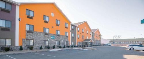 Hammond Hotel | Quality Inn & Suites Hammond Near I-8090