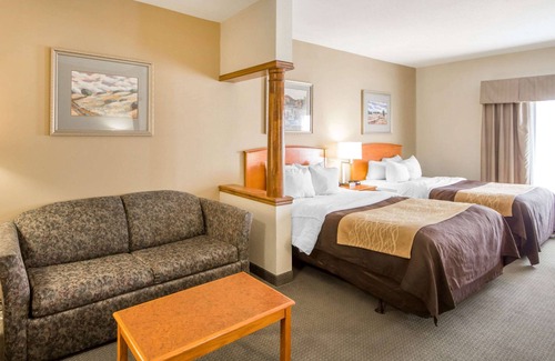Pryor Hotel | Quality Inn & Suites MidAmerica Industrial Park Area