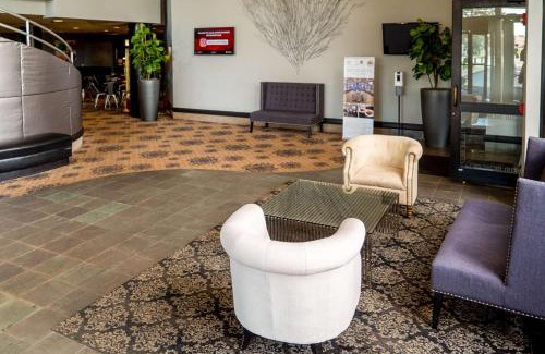 Orland Hills Hotel | Quality Inn & Suites Orland Park - Chicago