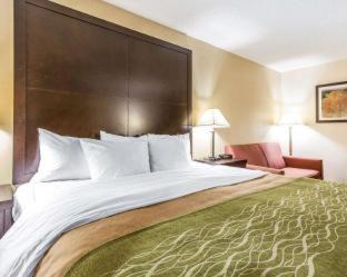 Portsmouth Hotel | Quality Inn & Suites Portsmouth