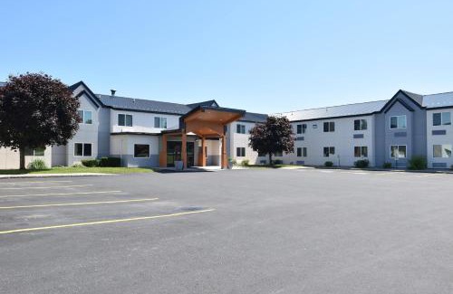 Calcium Hotel | Quality Inn & Suites Watertown Fort Drum