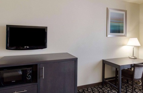 Buffalo Hotel | Quality Inn