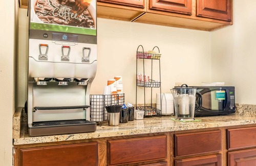 Jackson Hotel | Quality Inn