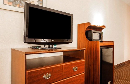 Kingdom City Hotel | Quality Inn