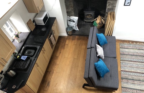 Bethesda Cottage | Quarryman's Rest Nr Zip World - A cosy cottage for 3