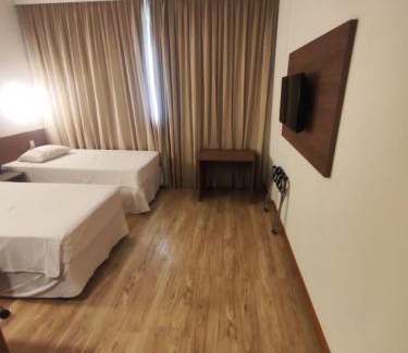 Linhares Hotel | Quarto Econômico dentro do Samba Hotel Linhares