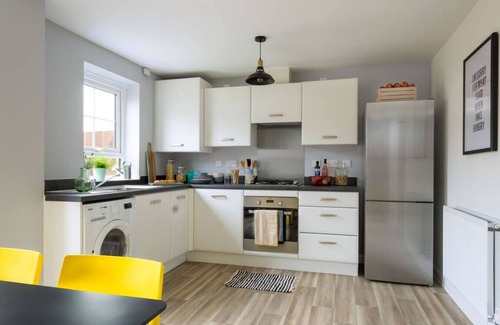 Coventry House | Quayside House · 3 Bed | Coventry Centre House | w/parking | 350Mbp wifi