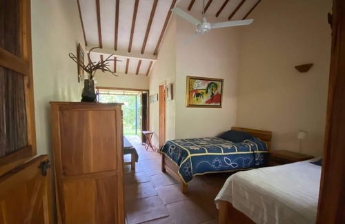 Quebrada Guadalejo Villa | QUEBRADALUNA Jardines, Agua y Fauna.