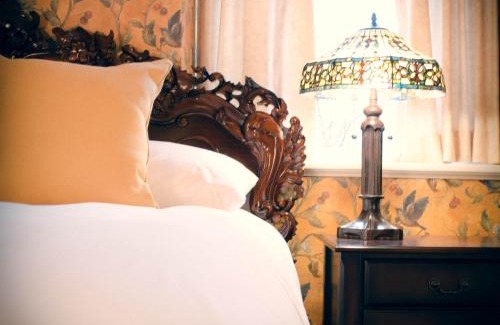 Annapolis Royal Bed & Breakfast | Queen Anne Inn