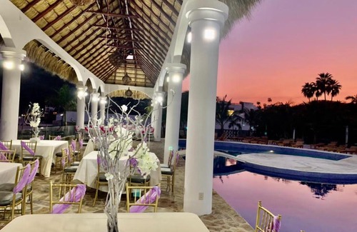 P Chahue Boat Rental | QUEEN BEACH HUATULCO
